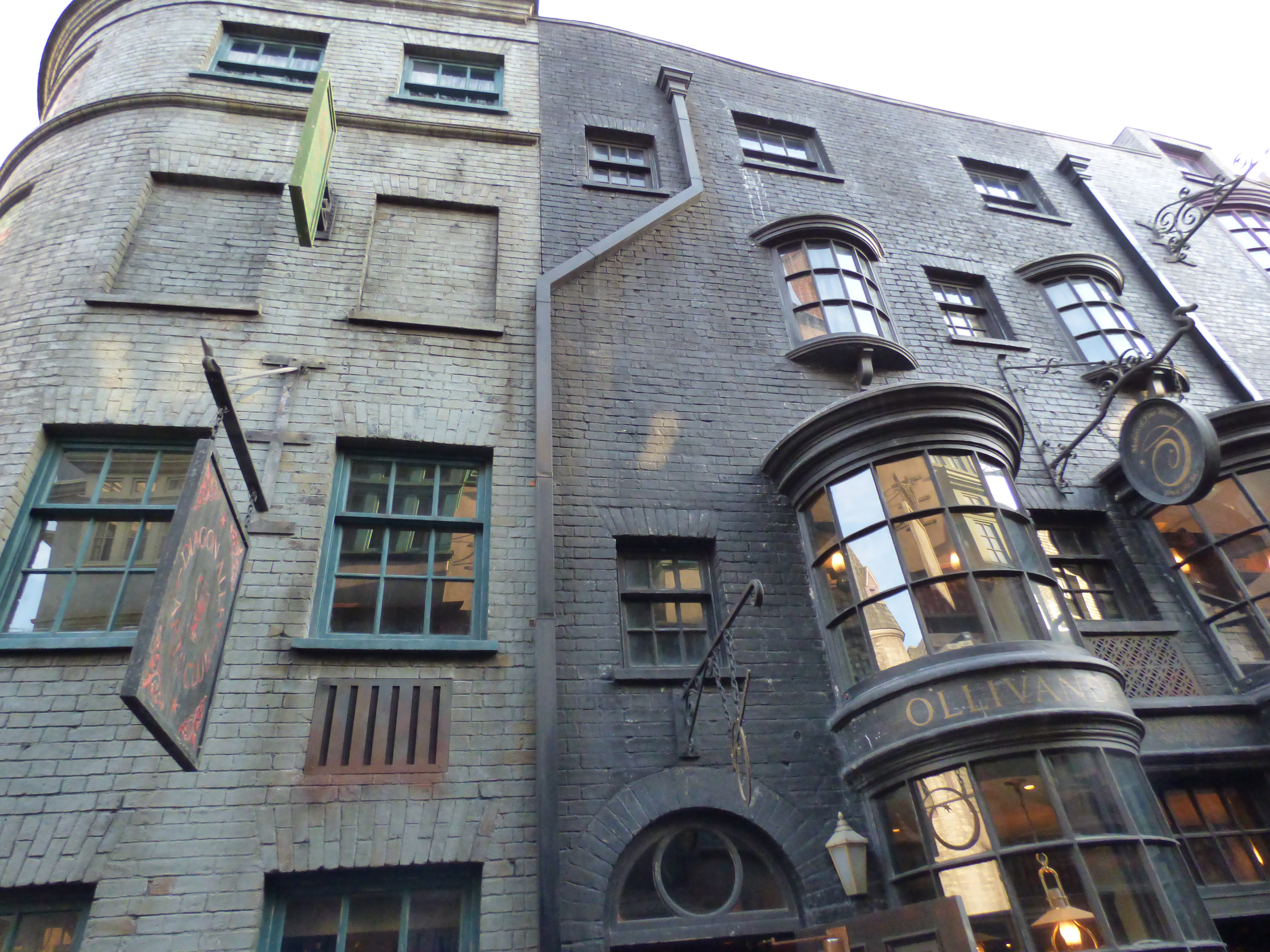 Ollivanders Wand Shop In Diagon Alley - DisFamilyTravels